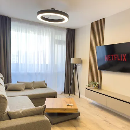 아파트 Modern & Spacious Two-bedroom *