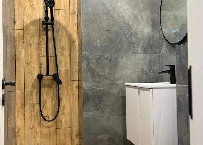 Lejlighed Modern & Spacious Two-bedroom *